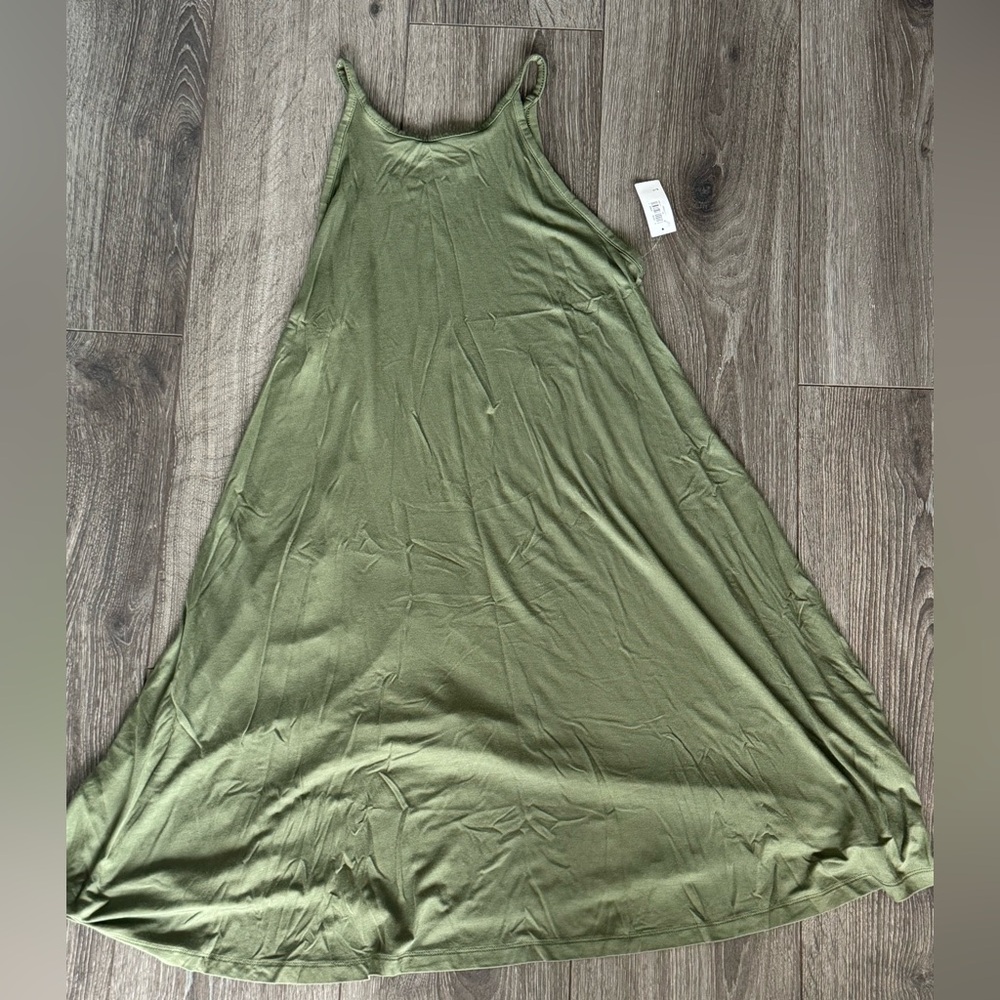 Old Navy Sleeveless Swing Dress NWT